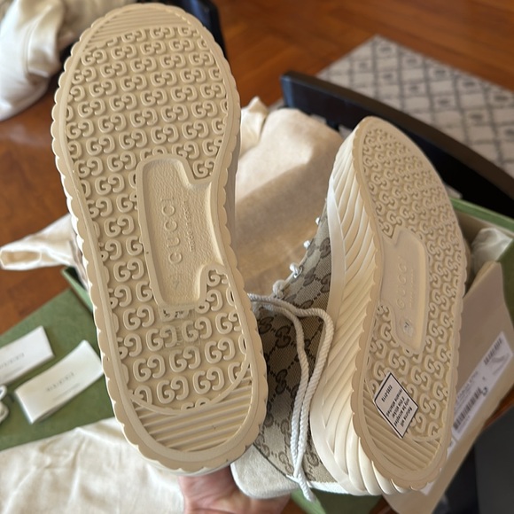 Gucci Sneakers Beige GG monogram logo.  Size 7 - Picture 7 of 8